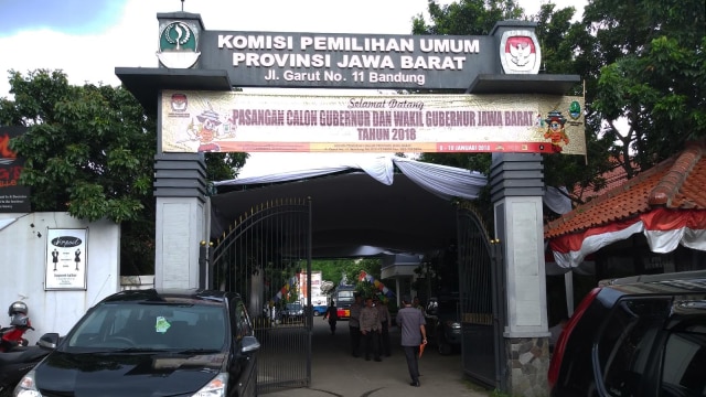 Laporan KPU  jabar (Foto: Iqbal Lazuardi/kumparan)