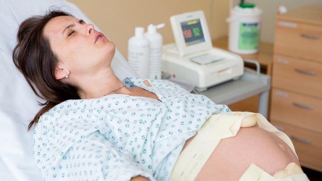Rasa sakit saat bersalin  (Foto: Thinstock)