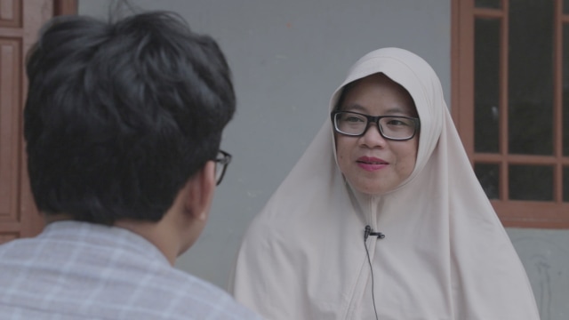 Eli Hilliatussolihah, pimpinan Ponpes Nurul Iman (Foto: Tommy Utomo/kumparan)