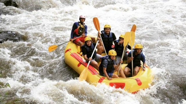 Rafting di Songa  Atas, Probolinggo (Foto: Instagram @dimaswachidd)