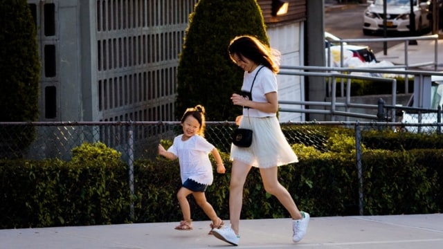 Ikatan yang kuat dengan anak  (Foto: Unsplash)