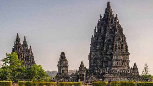 Candi Prambanan. (Foto: Instagram @novemlawalata)