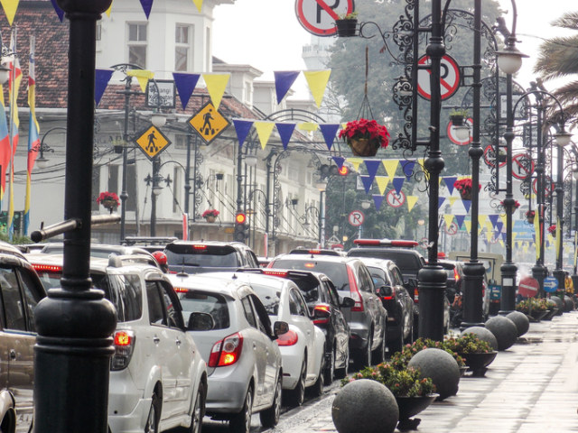 Paris pun Tak Mampu Kalahkan Romantisnya Si Lautan Api (2)