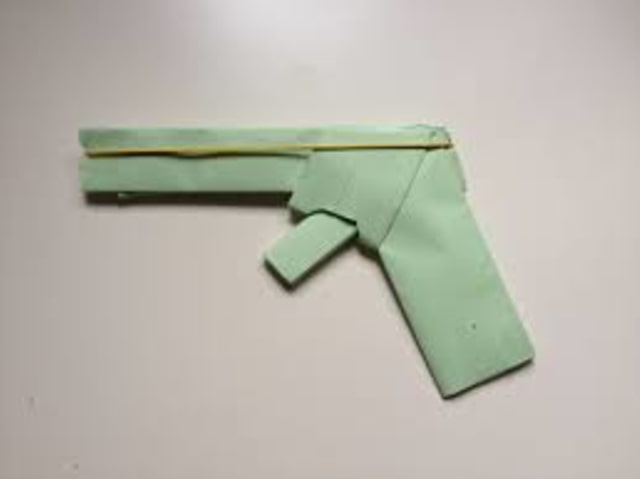 Pistol Kertas (Foto: Dok. Wikihow)