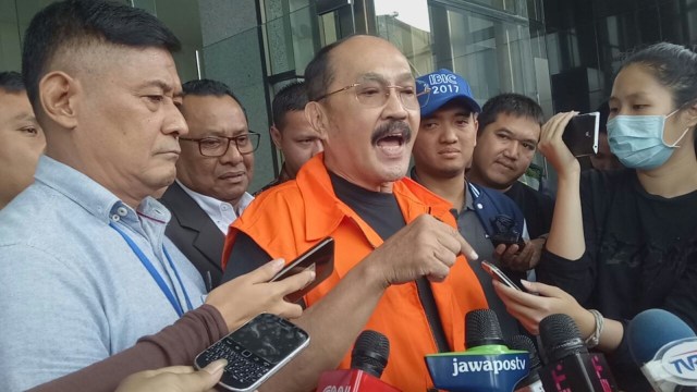 Fredrich Yunadi ditahan KPK. (Foto: Adhim Mugni Mubaroq/kumparan)