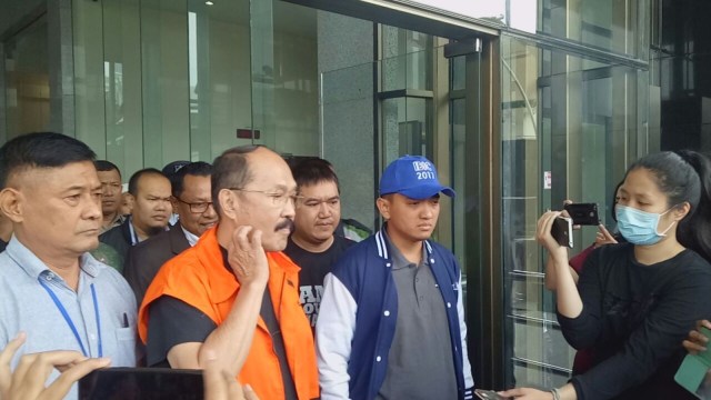 Fredrich Yunadi resmi tersangka KPK. (Foto: Adhim Mugni Mubaroq/kumparan)