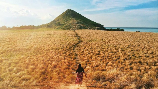 Pulau Kenawa, Sumbawa (Foto: Instagram @indonesiantraveler_)