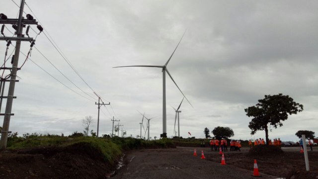 Pembangkit Listrik Tenaga Bayu (PLTB)  (Foto: Nurlaela/ Kumparan)