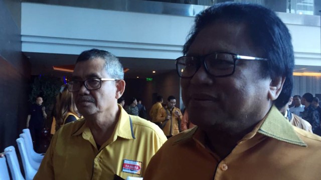 Ketua Hanura, OSO di rapat Harian DPP Hanura (Foto: Rafyq Panjaitan/kumparan)