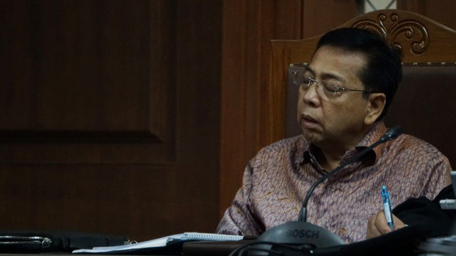 Setnov di sidang pemeriksaan saksi kasus eKTP Foto: Intan Alfitry Novian/kumparan