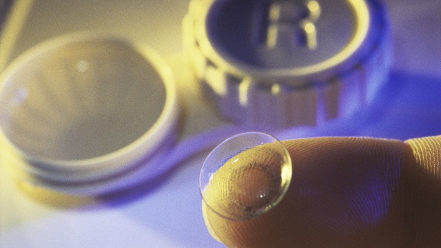 Lensa Kontak Mata (Foto: Pixabay)