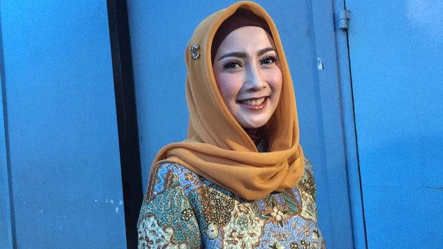 Desy Ratnasari (Foto: Munady Widjaja)