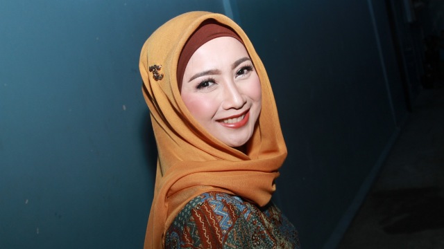 Desy Ratnasari (Foto: Munady Widjaja)