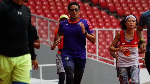 Sandiaga Uno lari pagi di SUGBK. (Foto: Jamal Ramadhan/kumparan)