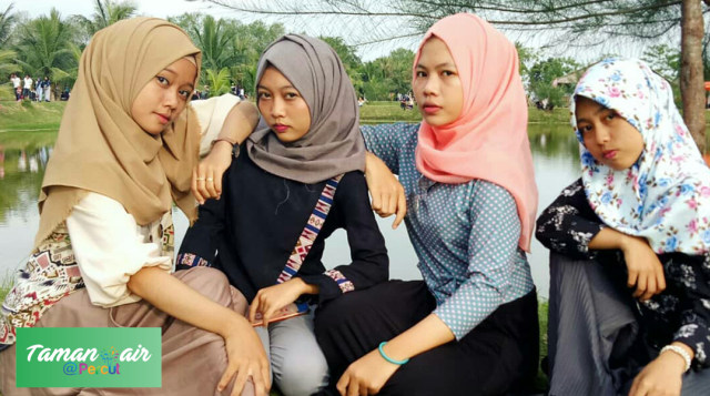 Ini Lho, Gaya Berfoto Selfie yang Sedang Hits di Jaman Now