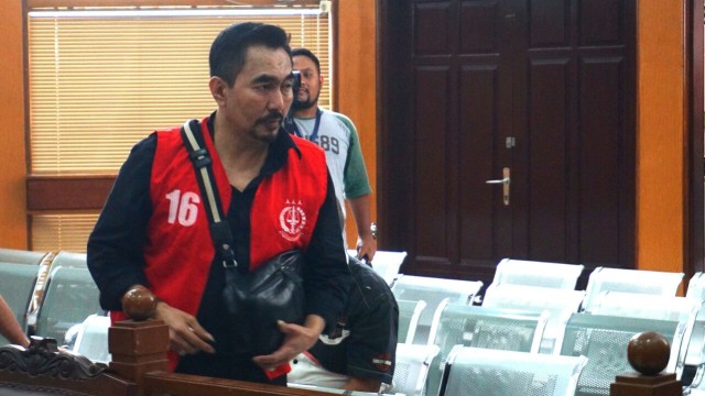 Sidang Gatot Brajamusti  (Foto: Jamal Ramadhan/kumparan)