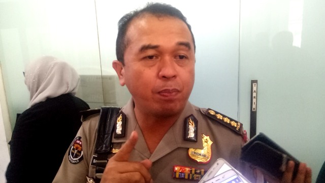 Kabid Humas Polda Jatim, Kombes Pol Frans Barung (Foto: Aria Pradana/kumparan)