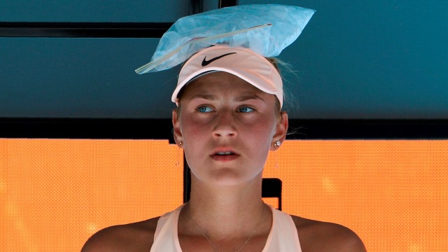 Marta Kostyuk terinspirasi sang ibu. (Foto: Reuters/Edgar Su)