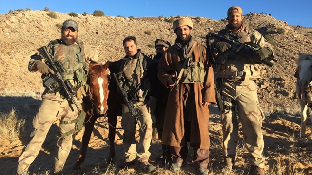 12 Strong (Foto: Dok. Warner Bros)