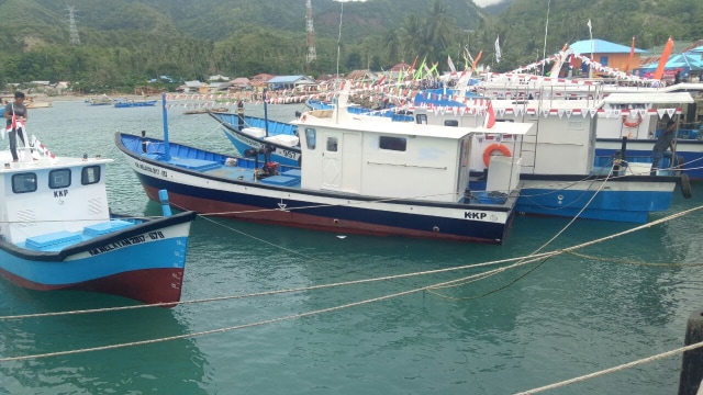 Bantuan kapal dari KKP untuk Nelayan Gorontalo (Foto: Fahrian Saleh/kumparan)