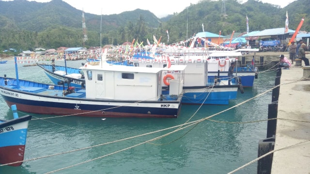 Bantuan kapal dari KKP untuk Nelayan Gorontalo (Foto: Fahrian Saleh/kumparan)