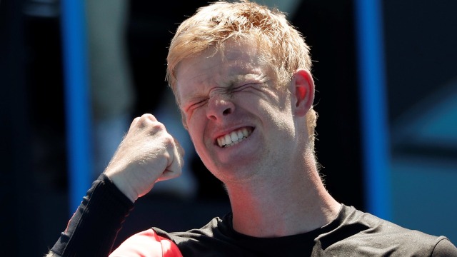 Kyle Edmund merayakan kemenangan. (Foto: REUTERS/Edgar Su)