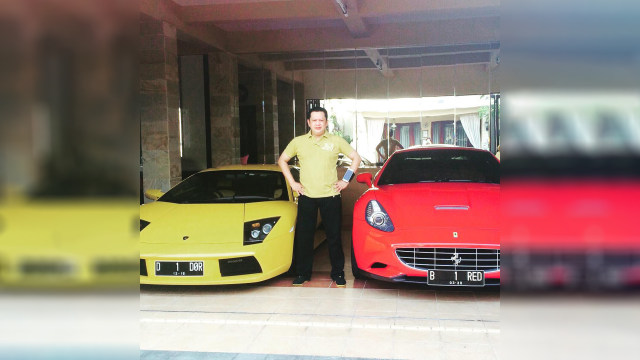 Bambang Soesatyo dan Mobil Mewah (Foto: Instagram/ @bambang.soesatyo)