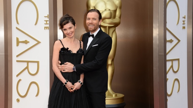 Ewan McGregor dan Eve Mavrakis (Foto: AFP/Robyn Beck)