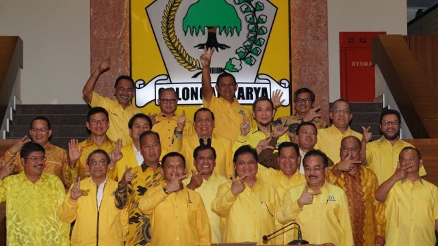 Qattiq teshikning fotosurati