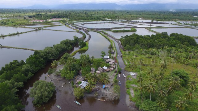 Luwu Utara & Pesona Pantai Melasti (2)