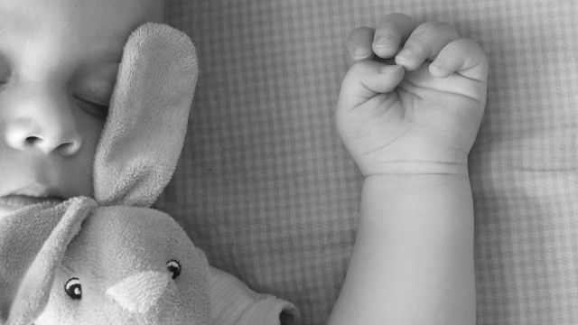 Kurang tidur membawa berbagai dampak buruk pada anak. (Foto: Pixabay)