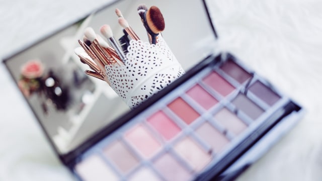 Ilustrasi kosmetik. (Foto: freestocks-photos via Pixabay)