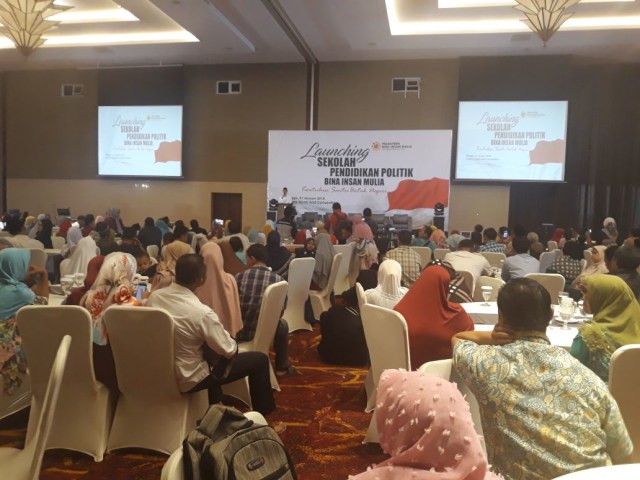 Edukasi dan Advokasi Alumni Pesantren Calon Legislator Menuju Pemilu 2019 (1)