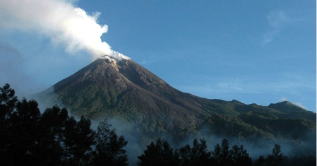 Main Ke Dunia Lain Bareng Lava Tour Merapi