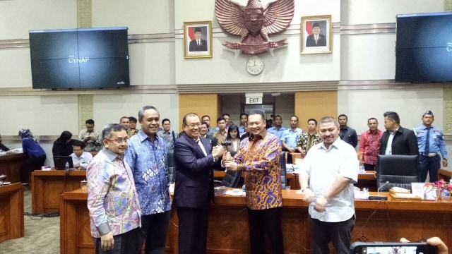 Kahar Muzakir Ketua Komisi III (Foto: Ferio Pristiawan/kumparan)