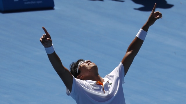 Selebrasi Chung Hyeon. (Foto: REUTERS/David Gray)
