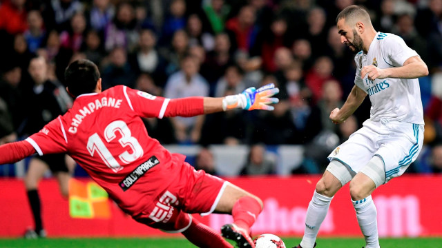Benzema membobol gawang Leganes. (Foto: AFP/Javier Soriano)