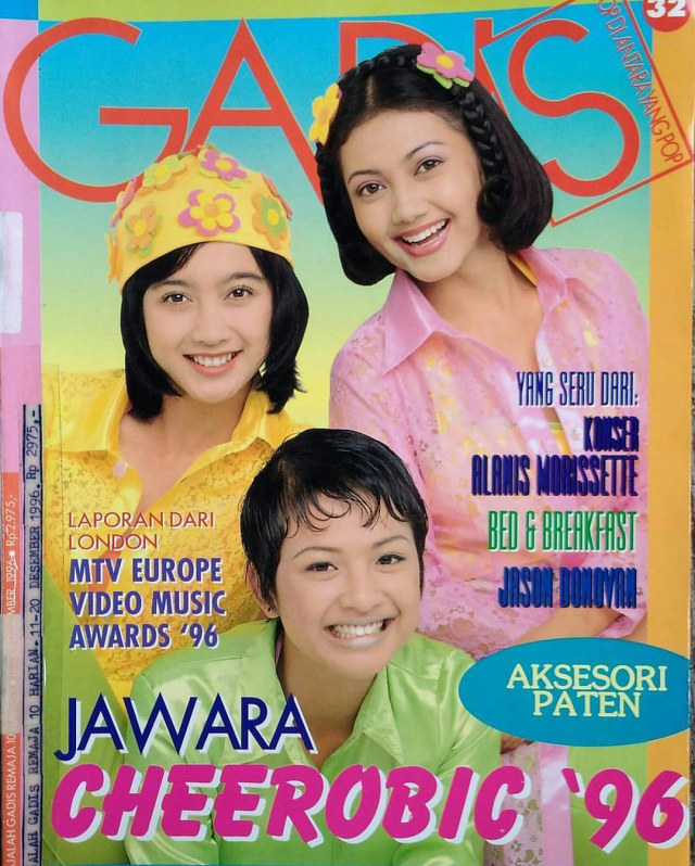 Foto jadul Desy Ratnasari (Foto: Instagram @desyratnasari_eksklusif)