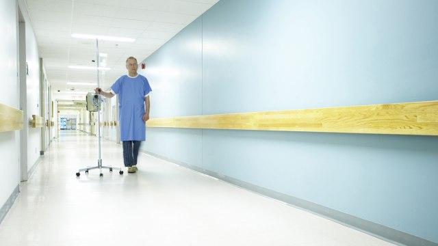 Seragam Warna Biru dan Hijau pada Rumah Sakit (Foto: Thinkstock)
