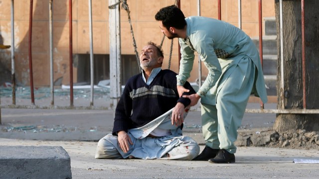 Bom di Kabul, Afghanistan. (Foto: Reuters/Omar Sobhani)
