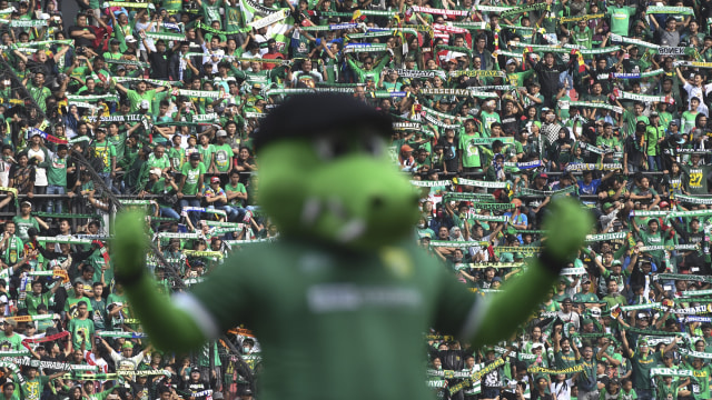 Persebaya Surabaya Foto: ANTARA FOTO/Zabur Karuru