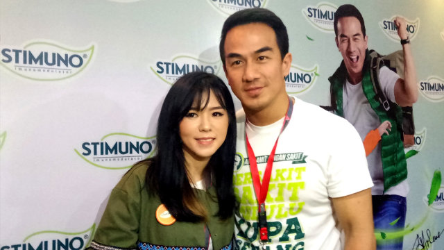 Joe Taslim dan istri. (Foto: Prabarini Kartika/kumparan)
