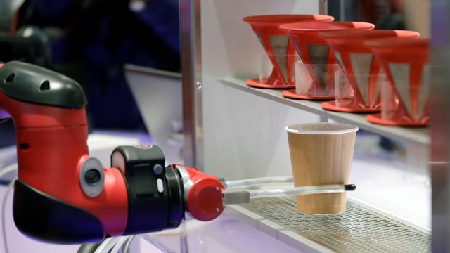 Robot barista di Jepang. (Foto: Reuters/Kim Kyung-Hoon)