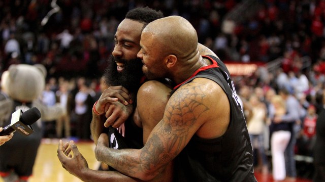 Ekspresi kebahagiaan Harden. (Foto: Erik Williams-USA TODAY Sports via Reuters)