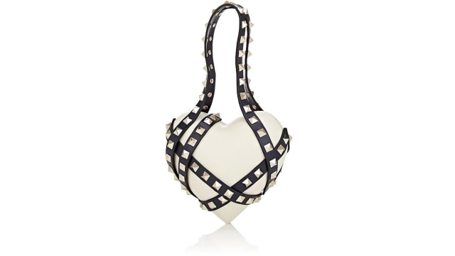 Valentino Rockstud Carry Secrets Leather Clutch (Foto: valentino)