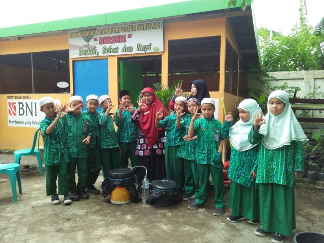 SDIT Ukhuwah Banjarmasin Siap Raih Adiwiyata Mandiri