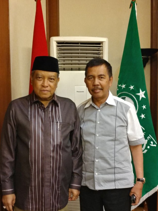 Silaturahmi Dengan Kyai SAS, NU Dukung Ishak Mekki Gubernur Sumsel 2018-2023
