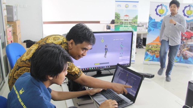 MedCap, aplikasi terapi stroke dan osteoporosis (Foto: ITS for Kumparan)