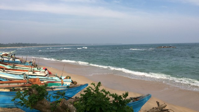Suasana pantai di Tangalle, Sri Lanka (Foto: Dok. Ratripuspita Noor Jasmina)