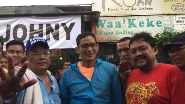 Sandi dan Hotman di Jogging Park dan Kopi Johny (Foto: Moh Fajri/kumparan)